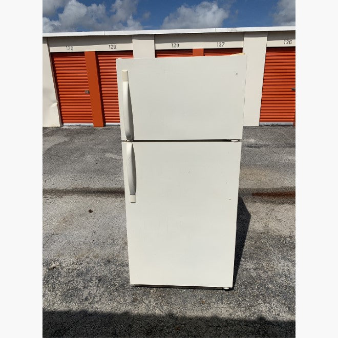 Frigidaire Fridge. 100% FULLY WORKING! Frigidaire Fridge. 100% FULLY WORKING!